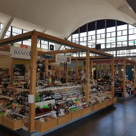 Nouvelle Maison Du Centre *