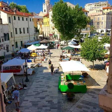 Nouvelle Maison Du Centre
